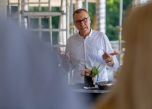 Unternehmensfotografie – authentische Einblicke in Menschen, Arbeit und Atmosphäre.